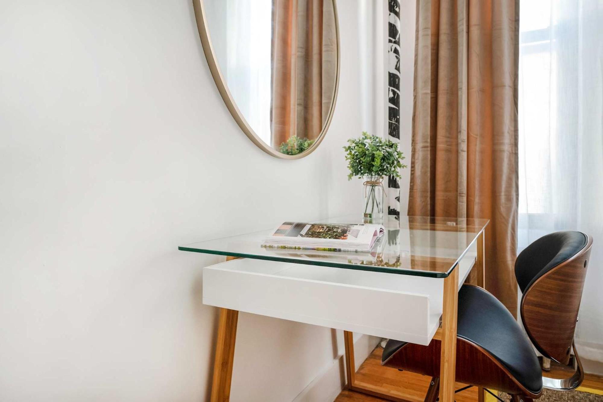 444-1a Beautiful 1br Midtown West Appartement